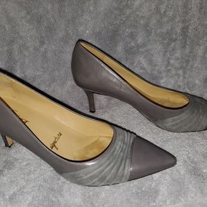 Leather and Suede Gray Pointy Toe Pumps